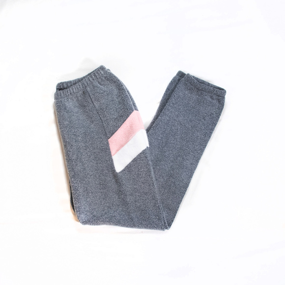 Grey, pink, white Wildfox lounge set - Picture 5 of 8